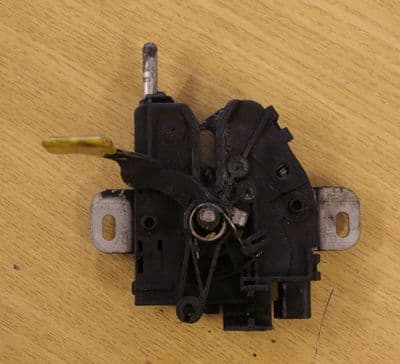 GENUINE FORD MONDEO MK4 BONNET CATCH LATCH LOCK 7S7A-16700-BF 2007 - 2010