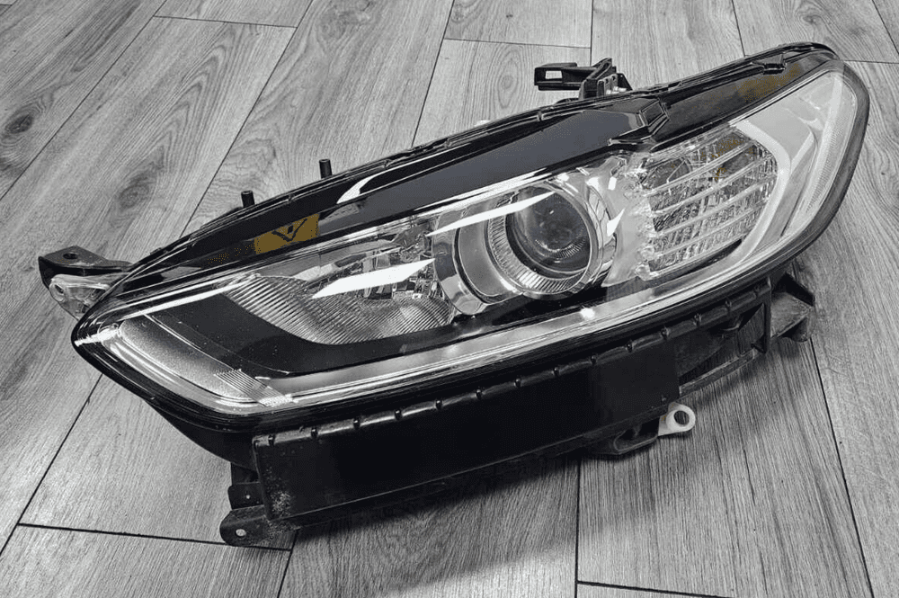 GENUINE FORD MONDEO MK5 PASSENGER LEFT HEADLIGHT DS73-13W030-FC 2015 - 2019