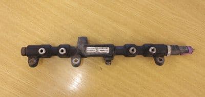 GENUINE FORD MONDEO TRANSIT 2.0 TDCi INJECTOR FUEL RAIL 2S7Q-9D280-AC 2001-2007