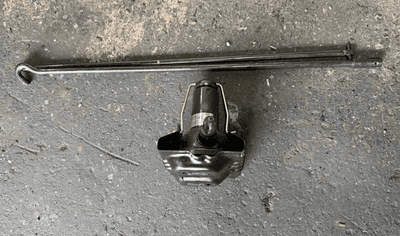 GENUINE FORD RANGER LIFTING CAR VEHICLE JACK AND BRACE LEVER ROD 2006 - 2012