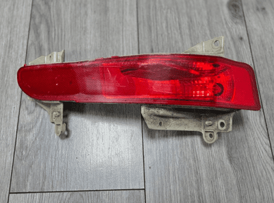 GENUINE FORD S-MAX MK2 DRIVER REAR FOG LIGHT REFLECTOR EM2B-15K272-AC 2015-2018
