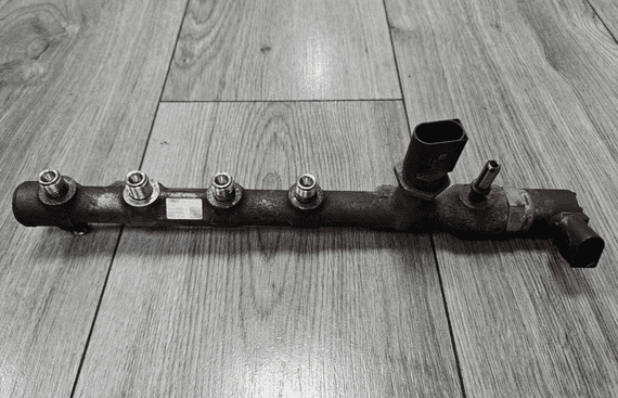 GENUINE FORD TRANSIT CUSTOM 2.0 ECOBLUE FUEL RAIL SENSOR GK2Q-9D280-AA 2016-2022