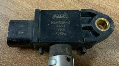 GENUINE KUGA 2.0 DIESEL DPF CAT EXHAUST PRESSURE SENSOR 8C3A-9G824-AB 13-2019