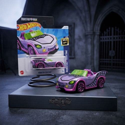Hot Wheels  Monster High Ghoul Mobile Car (pink)