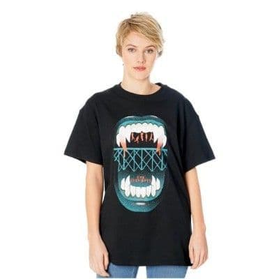 The Lost Boys T-Shirt Vintage Hanging