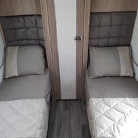 2020 Coachman VIP 565 Fixed Single Duvet Set