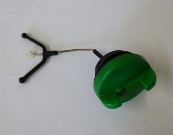 Husqvarna 225 H60, 225H75, 225B, 225E, 225 AI, 225, 227, 232, 235, 240, L, LD, R, RD, RJ  Fuel Cap Assembly 503 82 80-04