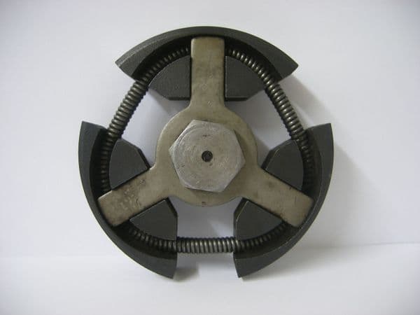 Husqvarna 61, 65, 65L, L65, A65, 77, 77L, L77, A77, 162, 180S, 266, 280S, 280CD, 380S, 380CD, 380K, 480, 480CD, 480K Clutch