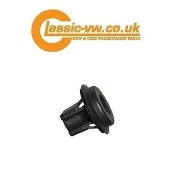 Mk2 Golf Boot Plinth Expanding Nut 1H6827584A Mk3 Golf, Polo