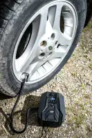 Maypole Compact 12V Digital Tyre Inflator