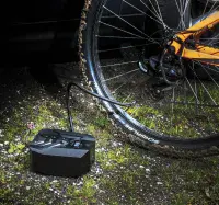 Maypole Compact 12V Digital Tyre Inflator