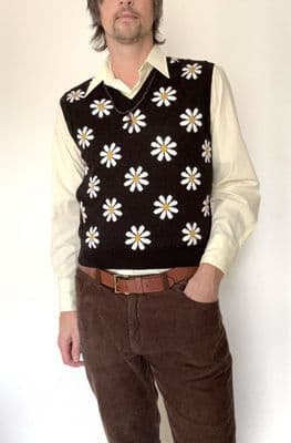 Folkie  Tank Top-  60s 70s Retro Style Floral V Neck Vest Jumper - Black