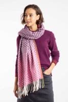 Weirdfish Jadida Eco Brushed Zig-Zag Scarf Beet