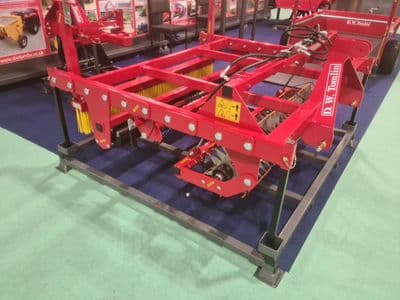 DW Tomlin Multiturf Attachment - Pro Model