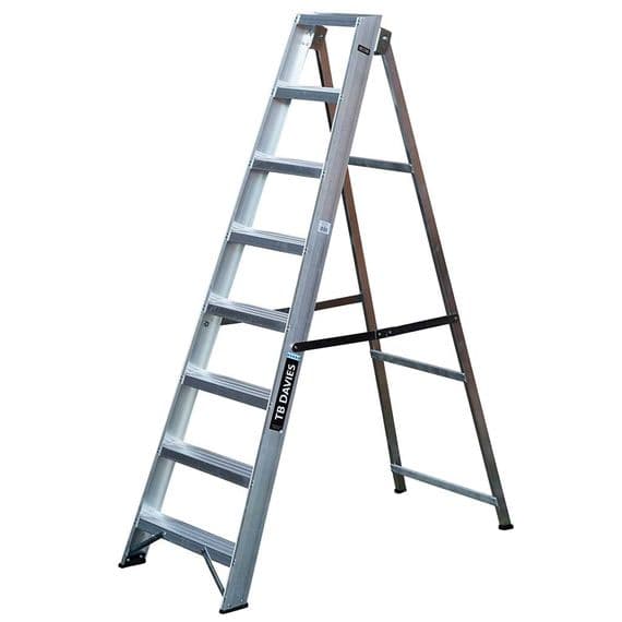TB Davies 8 Tread Professional Aluminium Swingback Step Ladder