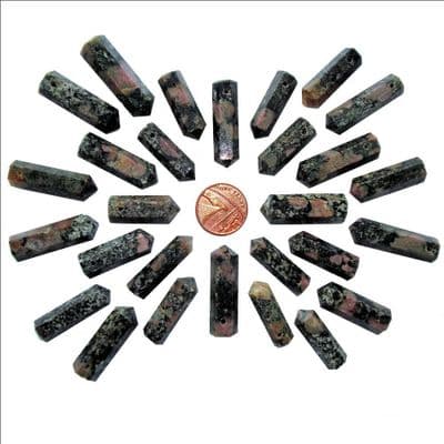 Garnet in Hornblende Side Drilled Hexagonal Wand ST Point