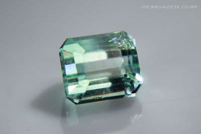 Bi-colour Emerald, faceted, Nigeria. 1.25 carats. (Video)