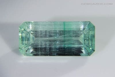 Bi-colour Emerald, faceted, Nigeria. 4.42  carats. (Certificated)
