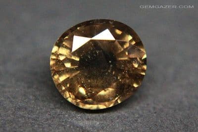 Colour-change Garnet, honey-brown to red, faceted, Tanzania. 1.72 carats.
