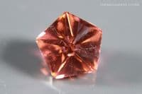 Colour-change YAG (Yttrium Aluminium Garnet), faceted. 7.00 carats.