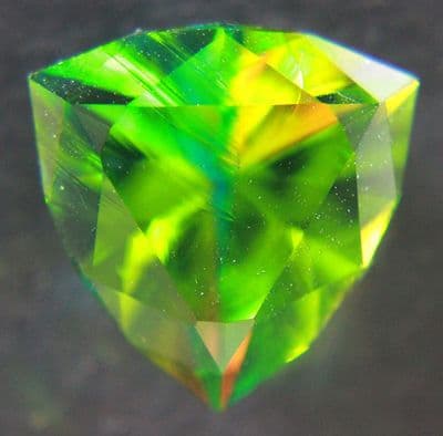Cristinite synthetic silica, faceted. 15.60 carats.