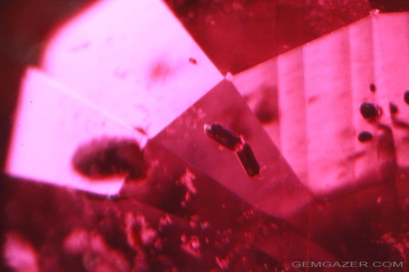 RARE ! RUBIS TRAITé ROUGE POURPRE DE MADAGASCAR DE 6,99 CARATS ★★ p282