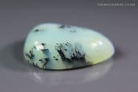 Dendritic blue Opal cabochon, Peru. 7.98 carats.