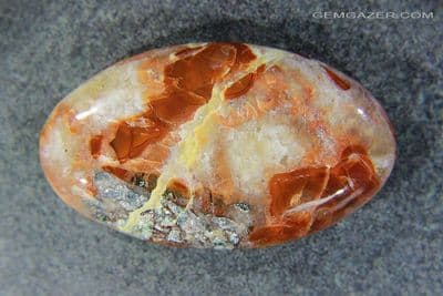 Dunure Agate cabochon, Scotland. 115.64 carats.