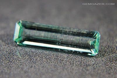 Emerald, faceted, Nigeria. 5.44  carats. (Certificated) (Video)