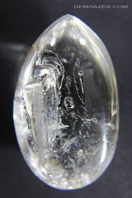 Enhydro Quartz cabochon with moving bubble, Madagascar. 77.42 carats. (Video)