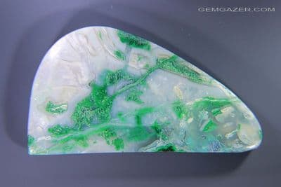 Gem Silica in Agate cabochon, USA. 54.59 carats.