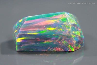 Gilson Opal simulant cabochon, France. 2.88 carats.