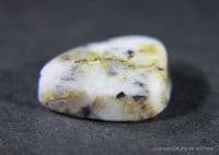 Gold in Quartzite cabochon, 16-1 mine, California, USA.  8.49 carats.