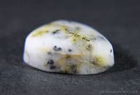 Gold in Quartzite cabochon, 16-1 mine, California, USA.  8.49 carats.