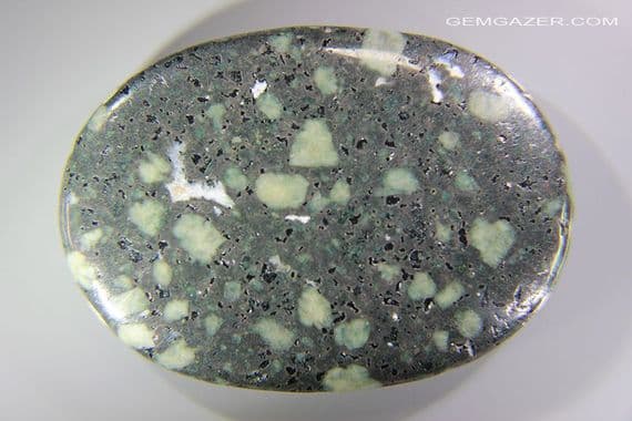 Lakelandite Palmstone / cabochon, England. 281.83 carats / 56.36 grams.