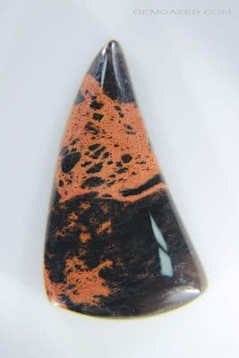 Mahogany Obsidian Cabochon, USA. 24.32 carats.