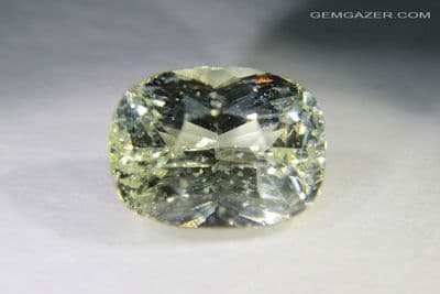 Merelani Mint Garnet (Ugrandite), fluorescent faceted, Tanzania. 6.35 carats.