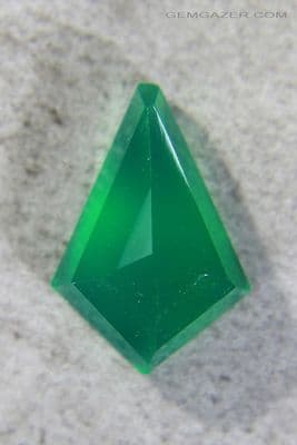 Mtorolite Chrome Chalcedony cabochon, Zimbabwe. 4.18 carats.  ** SOLD **