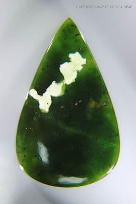 Mtorolite Chrome Chalcedony cabochon, Zimbabwe. 46.53 carats.