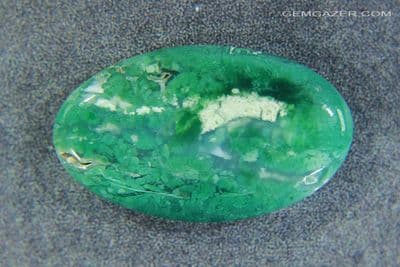 Mtorolite Chrome Chalcedony cabochon, Zimbabwe. 47.45 carats.
