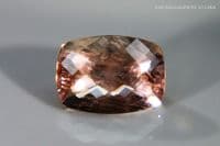 Oregon Sunstone with schiller, faceted, USA. 0.90 carat.