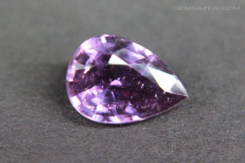 RARE !!! SAPHIR POURPRE DE TANZANIE : 5.3 mm x 4.8 mm