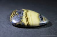 Schalenblende cabochon, Germany. 33.95 carats.