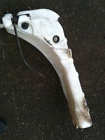 PORSCHE 996 BOXSTER WINDSCREEN WASHER BOTTLE BREAKING