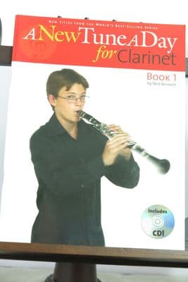 Bennett N - A New Tune a Day for Clarinet Book 1