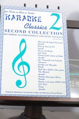 Karaoke Classics Second Collection for Flute or Oboe or Violin arr Vallis-Davies S & N