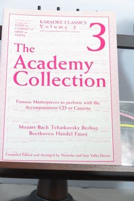 Karaoke Classics The Academy Collection for Flute Clarinet Oboe or Violin arr Vallis-Davies S & N