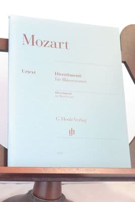 Mozart W A - Divertimenti for Wind Sextet 2 Oboes 2 Horns & 2 Bassoons