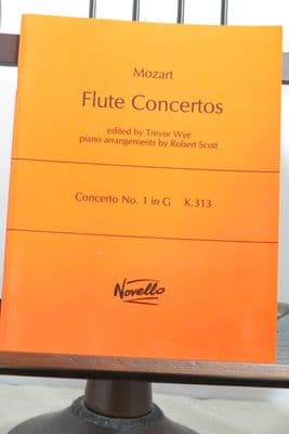 Mozart W A - Flute Concerto No 1 in G K313arr Scott R