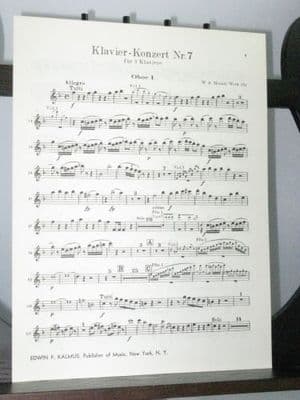 Mozart W A - Piano Concerto No 7 for 3 pianos K242 Oboe 1 Part